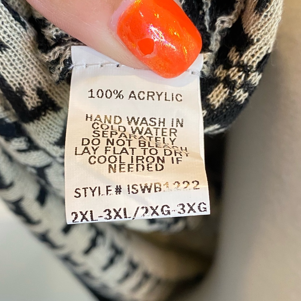 Comfortable Flattering Light Weight Patterned Sha… - image 8